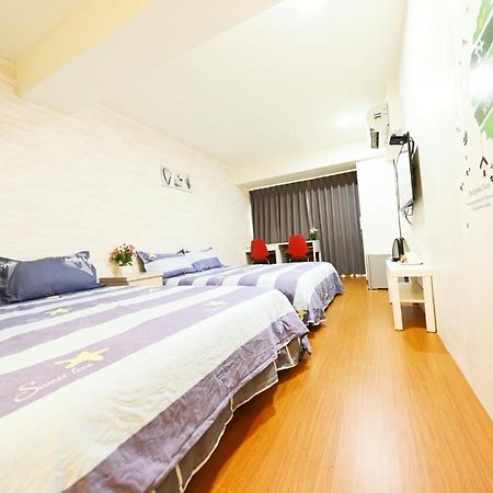 Appartamento 星霖之家 Taichung Esterno foto